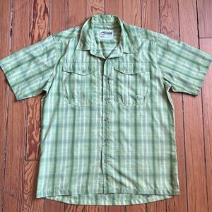 Mountain Khakis short sleeve shirt. Size medium.